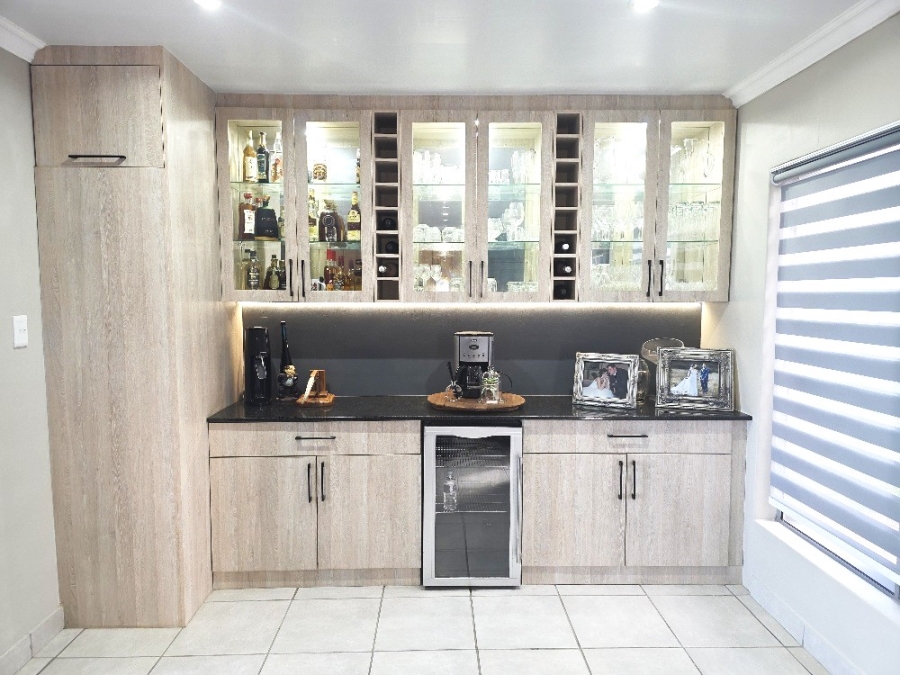 3 Bedroom Property for Sale in Dana Bay Western Cape
